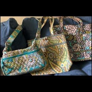Bundle of Vera Bradley bags.
